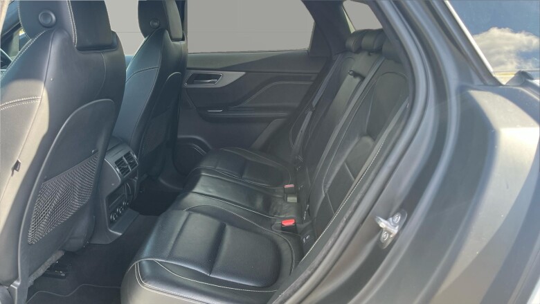 Jaguar F-Pace 2.0d [180] Chequered Flag 5dr Auto AWD Diesel Estate